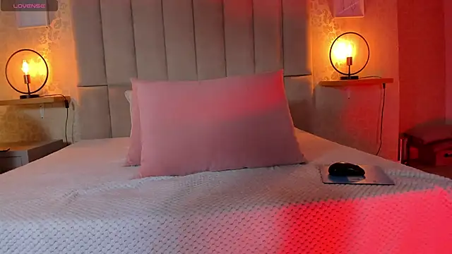 Amy-Saenz online show from 16, 10, 2025