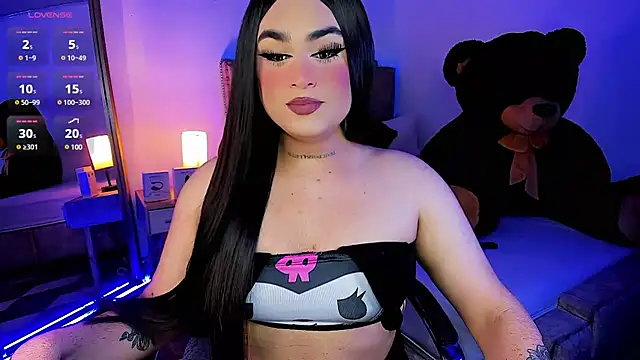 Snapshot of alexia_mattel chatting on 2, 2, 2025 alexia mattel online show from 2, 2, 2025