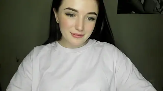 Snapshot of EvaaMillerr99 chatting on 13, 1, 2025 EvaaMillerr99 online show from 13, 1, 2025