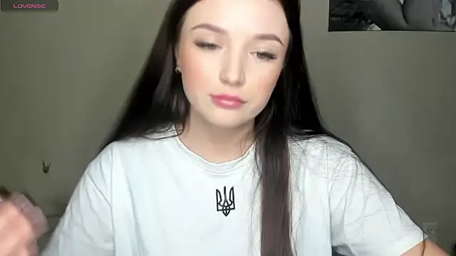 Snapshot of EvaaMillerr99 chatting on 21, 1, 2025 EvaaMillerr99 online show from 21, 1, 2025