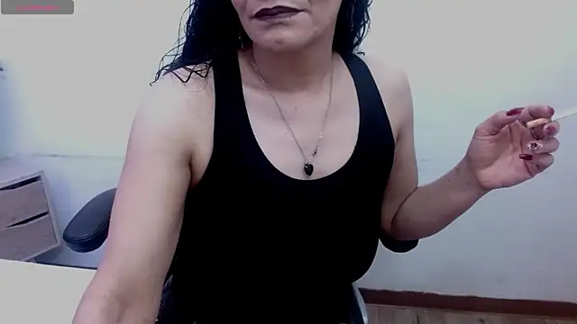 AlexandraJones  online show from 3, 11, 2025