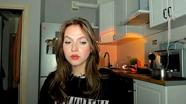 Niky  Jess online show from 6, 2, 2025