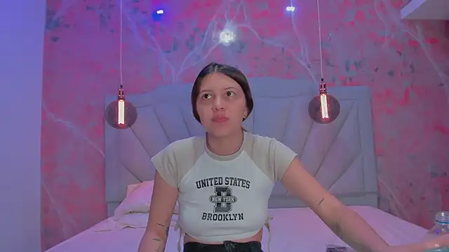 AngelaaCute  online show from 16, 1, 2025