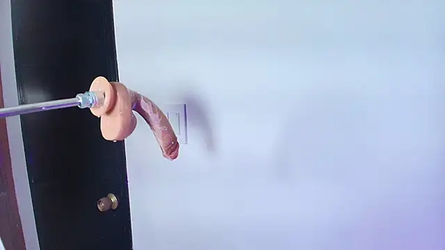 Lizz Tender online show from 5, 2, 2025