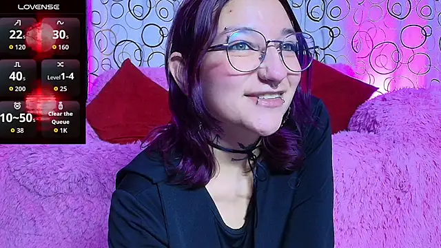 SukiFuyu  online show from 25, 11, 2025