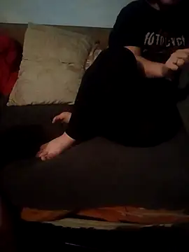 Snapshot of ZeFFirky chatting on 26, 11, 2025 ZeFFirky online show from 26, 11, 2025