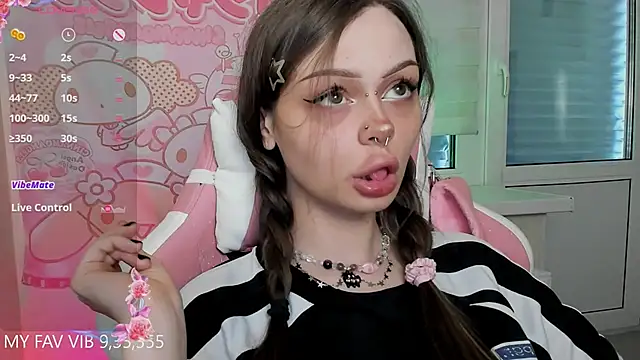 shy melony online show from 26, 3, 2026