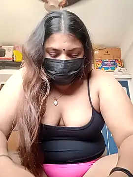 Hotmilfxox online show from 4, 1, 2025