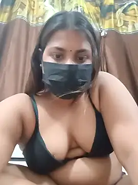 Hotmilfxox online show from 25, 1, 2025