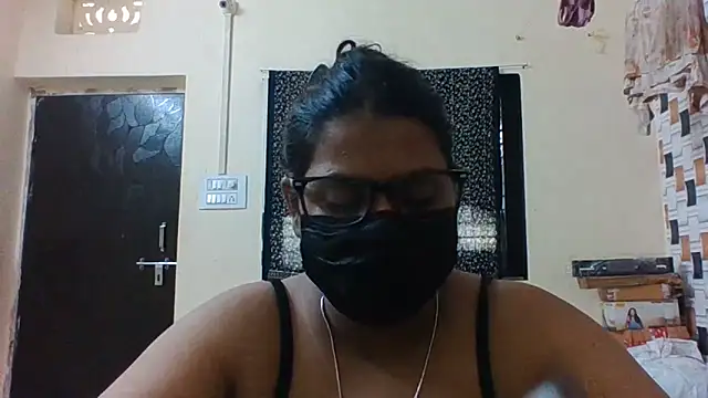 Snapshot of Hotmilfxox chatting on 31, 5, 2026 Hotmilfxox online show from 31, 5, 2026