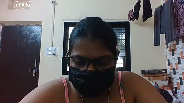 Snapshot of Hotmilfxox chatting on 2, 6, 2026 Hotmilfxox online show from 2, 6, 2026