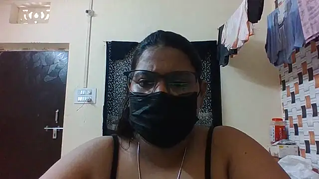 Snapshot of Hotmilfxox chatting on 19, 6, 2026 Hotmilfxox online show from 19, 6, 2026