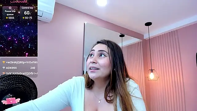 dulce santamaria online show from 8, 12, 2024