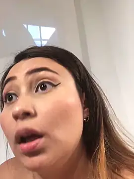 dulce santamaria online show from 10, 1, 2025