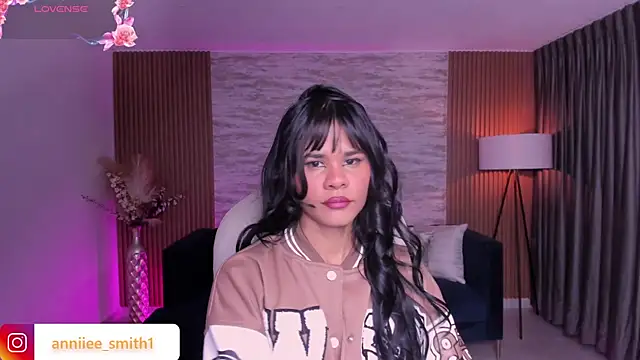 anniie smith online show from 13, 2, 2026