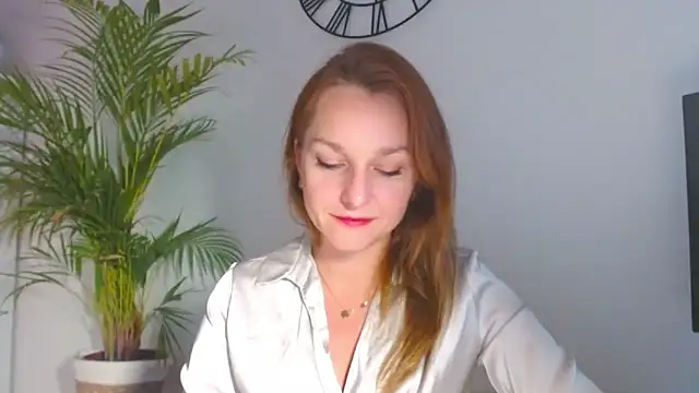 AliciaDesire online show from 26, 11, 2025