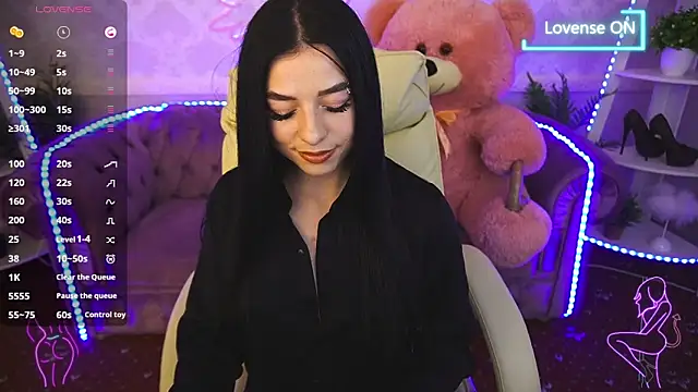 Snapshot of KitnissKiss chatting on 10, 2, 2025 KitnissKiss online show from 10, 2, 2025