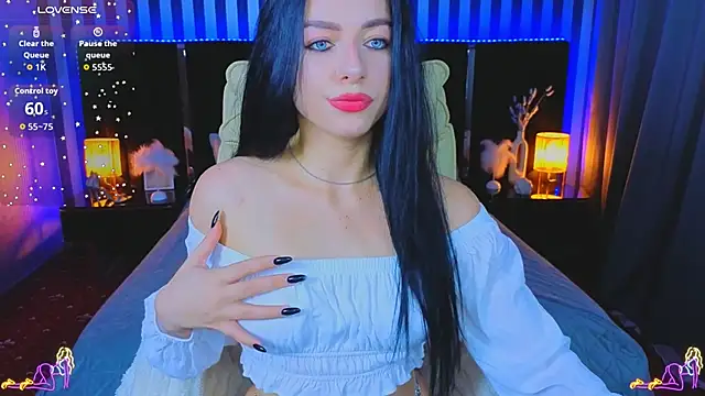 Snapshot of KitnissKiss chatting on 22, 11, 2025 KitnissKiss online show from 22, 11, 2025