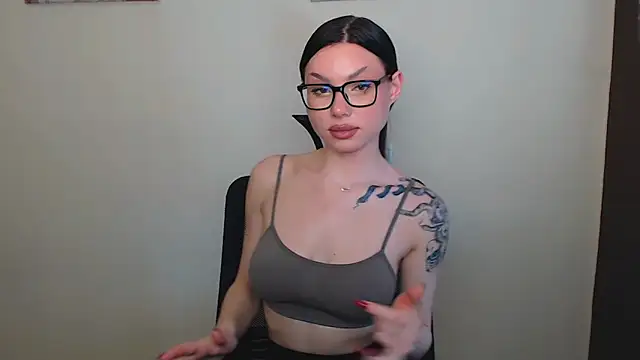 Cutesweetheart online show from 10, 3, 2025