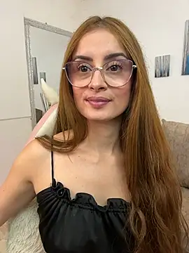 MiaaLoren online show from 15, 2, 2026