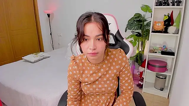 Adriennesexxx online show from 3, 12, 2024