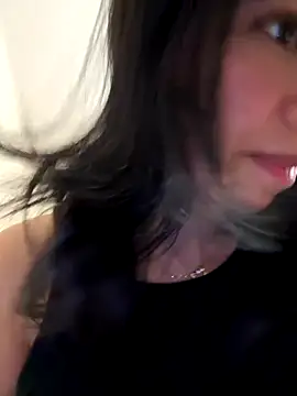 Adriennesexxx online show from 13, 12, 2025