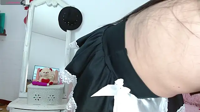 tifanny-squirt online show from 14, 2, 2025