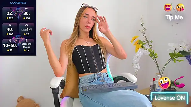 Linda Crawford online show from 1, 2, 2025