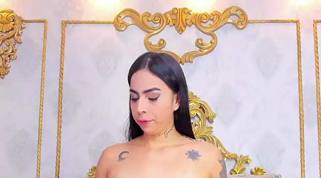 GiahDaniels online show from 10, 12, 2024