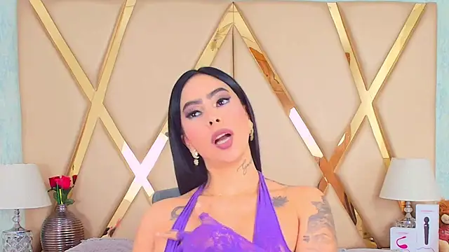 GiahDaniels online show from 22, 2, 2025