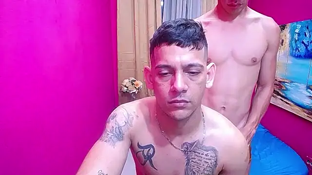 hugecocks hot online show from 16, 2, 2026