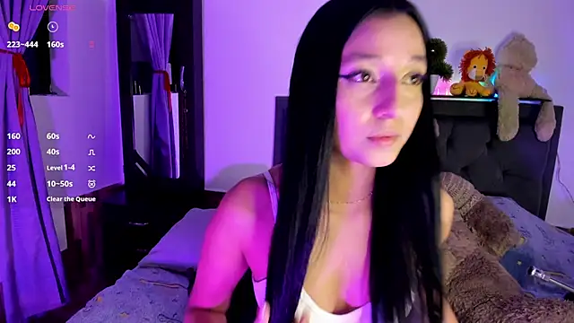 Snapshot of Alana_777 chatting on 21, 11, 2025 Alana 777 online show from 21, 11, 2025