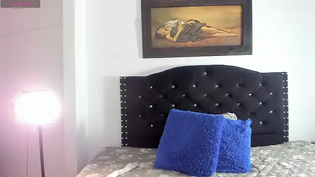 Vahiolet smith online show from 28, 11, 2025