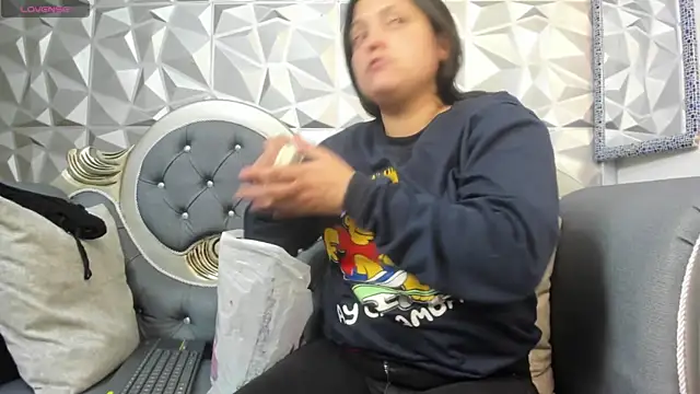 KataleyaStiward online show from 12, 2, 2025