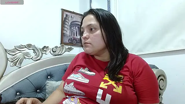 Snapshot of KataleyaStiward chatting on 5, 5, 2026 KataleyaStiward online show from 5, 5, 2026