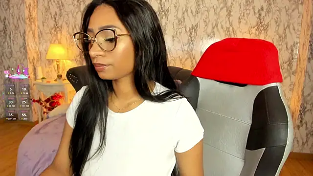 Snapshot of SpicyAmelia chatting on 28, 2, 2025 SpicyAmelia online show from 28, 2, 2025