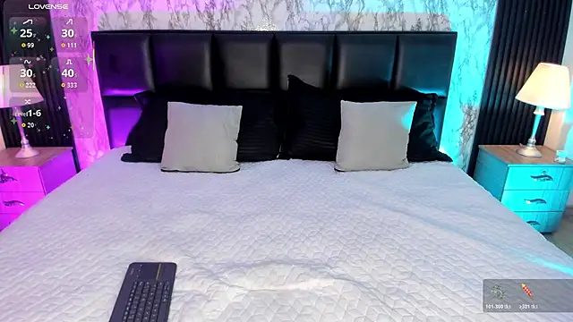 Snapshot of SpicyAmelia chatting on 12, 11, 2025 SpicyAmelia online show from 12, 11, 2025