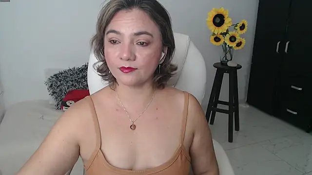 Snapshot of Ghada_milf chatting on 20, 3, 2025 Ghada milf online show from 20, 3, 2025
