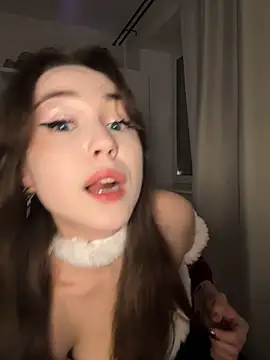 Peachy Dream online show from 25, 12, 2024