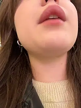 Peachy Dream online show from 12, 11, 2025