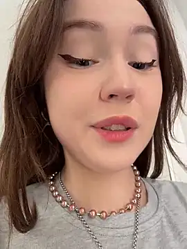 Peachy Dream online show from 1, 2, 2026