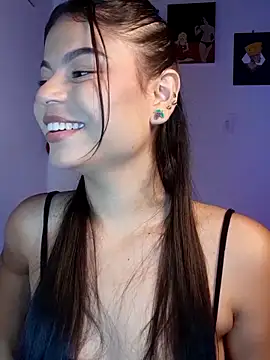 Snapshot of Cleo_hills chatting on 8, 4, 2026 Cleo hills online show from 8, 4, 2026