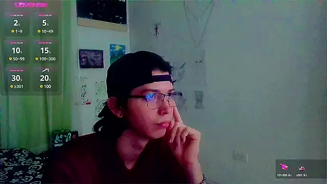 Snapshot of Andy_gray chatting on 1, 2, 2025 Andy gray online show from 1, 2, 2025