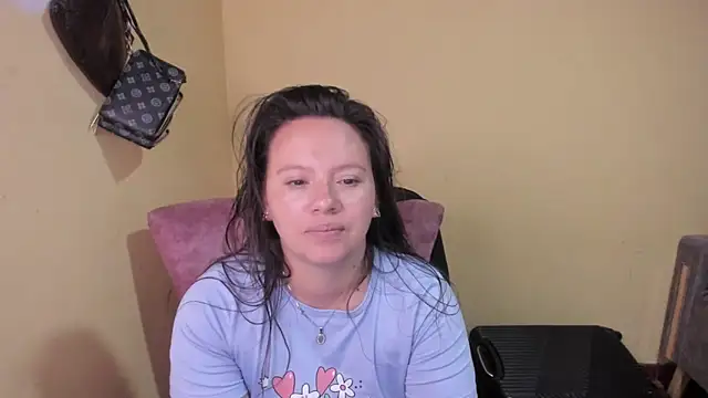 lauraguzman online show from 30, 5, 2026