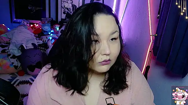 Snapshot of EmGreens chatting on 22, 2, 2025 EmGreens online show from 22, 2, 2025