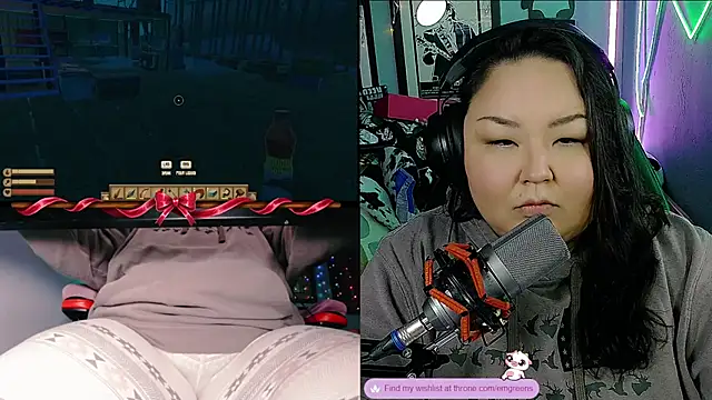 Snapshot of EmGreens chatting on 11, 9, 2025 EmGreens online show from 11, 9, 2025