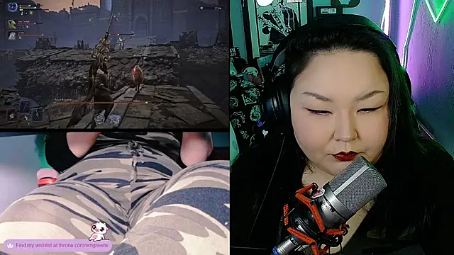 Snapshot of EmGreens chatting on 3, 10, 2025 EmGreens online show from 3, 10, 2025