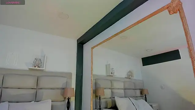 ailynBlaze online show from 6, 1, 2025