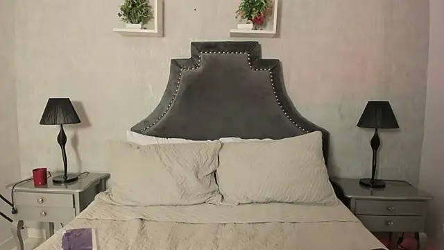 ailynBlaze online show from 4, 2, 2025