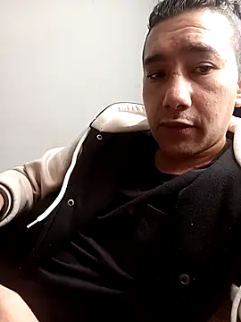 Snapshot of misterioso258 chatting on 30, 4, 2026 misterioso258 online show from 30, 4, 2026